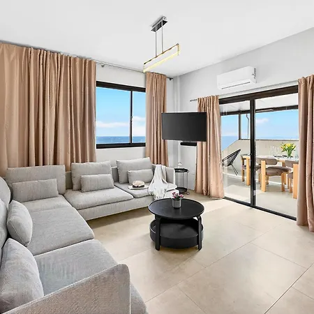 Atlantic View Premium Oceanfront Penthouse