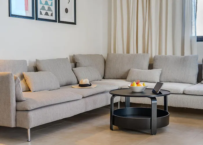 Atlantic View Premium Oceanfront Penthouse Apartment *